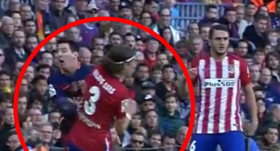 Lionel Messi recibió la patada más brutal de la fecha por parte del defensor Filipe Luis. (Foto: Captura)