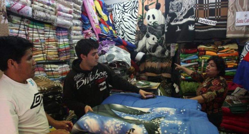 En 40% bajaría venta de ropa en Gamarra por invierno menos frío. (Foto: Andina)