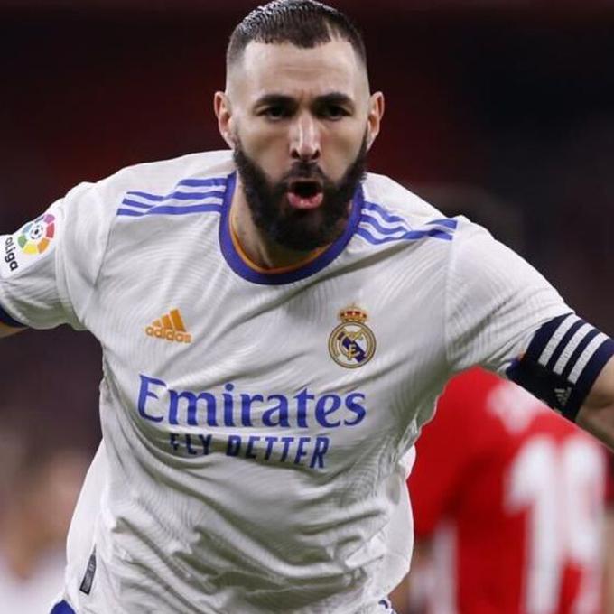 “Benzema no llega a la condición de Messi”