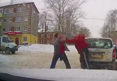 YouTube: pelea callejera tiene un extraño final