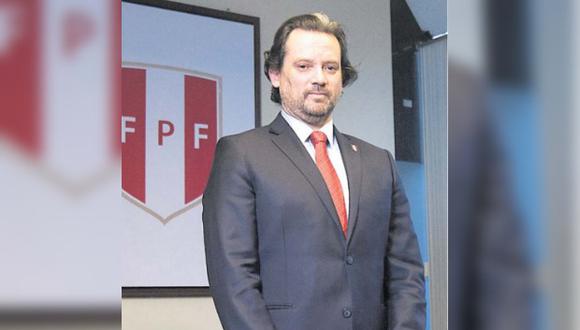 El secretario general de la Federación Peruana de Fútbol (FPF), Juan Matute, apuesta por el despliegue de centros de desarrollo y de alto rendimiento para fortalecer la formación de las divisiones menores. (Foto: Eduardo Cavero/El Comercio)