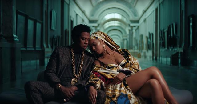 Beyoncé y Jay-Z (hoy The Carters) grabaron escenas de su último videoclip en varias salas del Museo del Louvre de París. (Foto: YouTube)