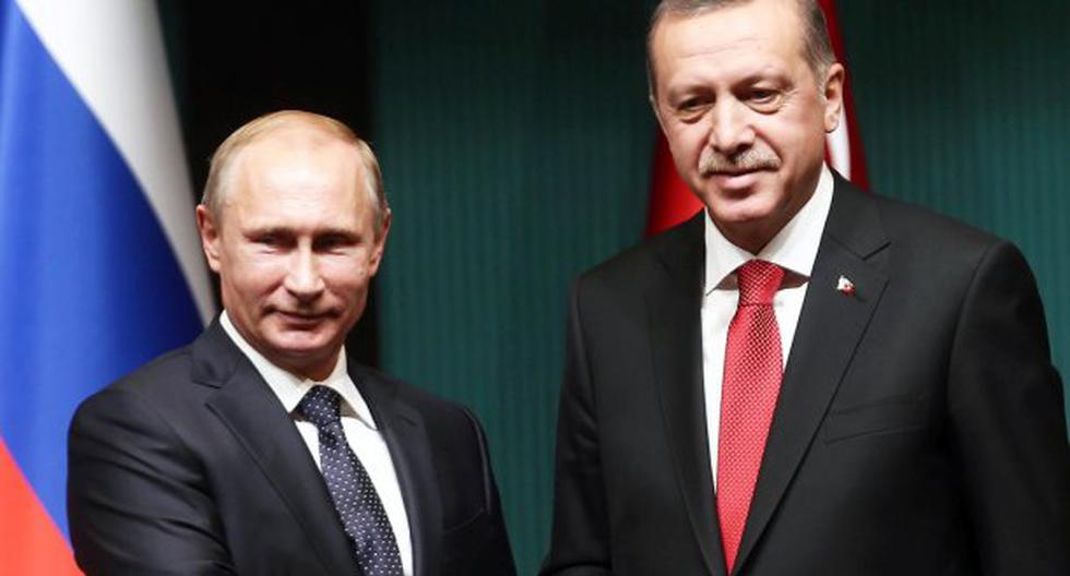 Vladimir Putin da respaldo a Recep Erdogan. (Foto: EFE)