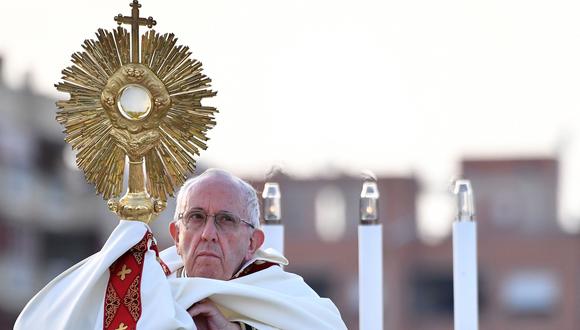 El papa Francisco exhortó a la gente a sacudirse “el miedo y la opresión”. (AFP).