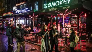 Cómo la reapertura de las discotecas en Países Bajos las convirtió en un foco de contagios de coronavirus
