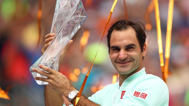 Roger Federer y otros deportistas veteranos que se mantuvieron en la cima. (Foto: AFP)