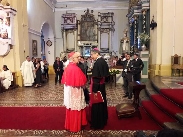 El sacerdote Carlos Castillo Mattasoglio juramentó hoy como nuevo arzobispo de Lima en reemplazo del cardenal Juan Luis Cipriani (Foto: Yasmin Rosas)