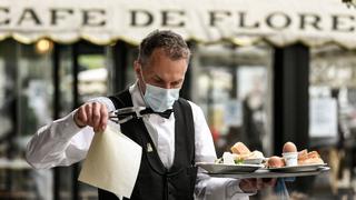 “¡Esperaba con ansia este día!”, los franceses regresan a cafés, restaurantes y museos tras 6 meses de cierre 