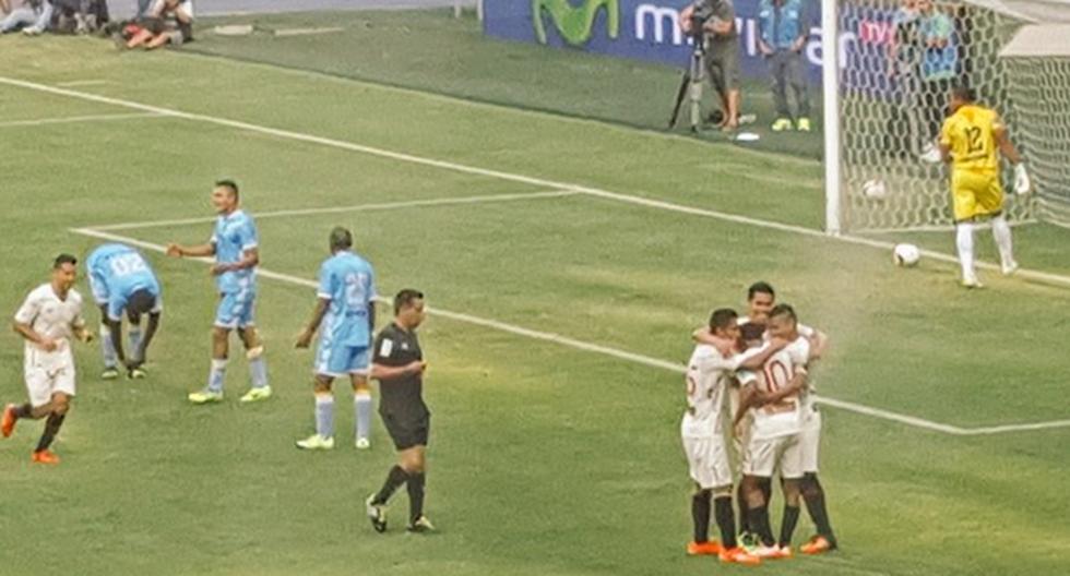 A los 60 minutos, Edison Flores puso su segundo gol ante Defensor La Bocana, para poner el 3-0 de Universitario en el Estadio Nacional (Foto: Twitter - Fito Palao)