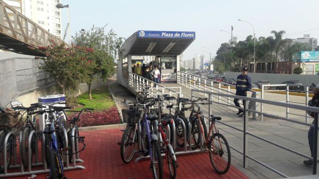 Metropolitano: parqueo de bicicletas en Plaza de Flores [FOTOS] - 3