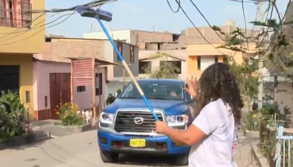 Los moradores se encuentran expuestos ante constantes peligros debido a los cables descolgados. (Foto: Captura / América Noticias)