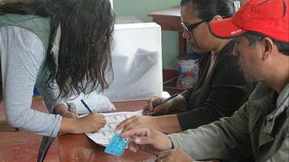 Revocación a Villarán: más de 440 mil limeños no podrán votar si no renuevan su DNI