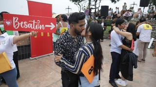 San Valentín: así se realizó el ‘Besatón’ por el día del amor en Miraflores | FOTOS 