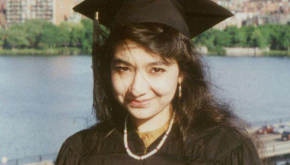 Aafia Siddiqui, Lady Al Qaeda, cumple una condena de 86 años en una prisión estadounidense en Fort Worth, dictada por un tribunal federal de Nueva York, por intentar matar a miembros del servicio estadounidense en Afganistán.