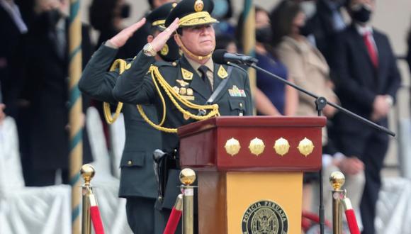 Avelino Guillén renunció como ministro del Interior por la indecisión del presidente Pedro Castillo sobre la permanencia de Javier Gallardo a la cabeza de la PNP. (Foto: GEC)