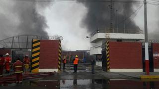 Región Callao suspende clases en colegios aledaños a zona del incendio