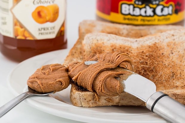 La mantequilla de maní es uno de los productos más aclamados en Estados Unidos para la hora del desayuno o brunch. (Foto: Pixabay)