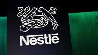 Nestlé retirará colores artificiales de sus chocolates en EEUU