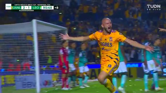 Gol de Carlos González para el 2-1 de Tigres vs. León. (Video: TUDN)