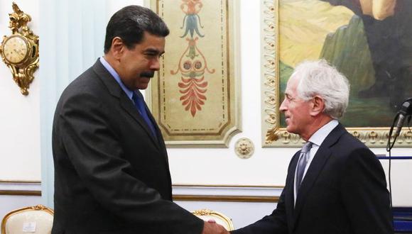 El presidente Nicolás Maduro se reunió el viernes con el senador estadounidense Bob Corker. (Foto: AP)
