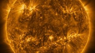 Nave espacial capta imágenes del Sol con una resolución sin precedentes
