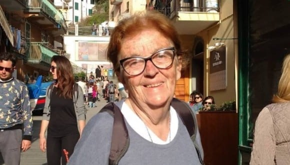 La mujer que, a sus 81 años, cumple su sueño de viajar por el mundo. (Foto: @viajeraabuelita / Instagram)
