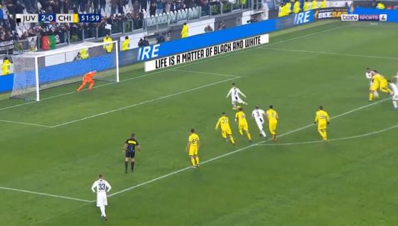 El portero de Chievo Verona desvió el disparo de Cristiano Ronaldo con una notable atajada. El '7' de la Juventus no le ha anotado al peor equipo de Italia en el Allianz Stadium. (Foto: captura de video)