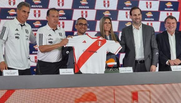 Este jueves la selección peruana presentó en conferencia de prensa a su nuevo sponsor.