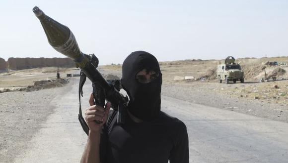 Iraq: Estado Islámico toma yacimiento de petróleo y represa