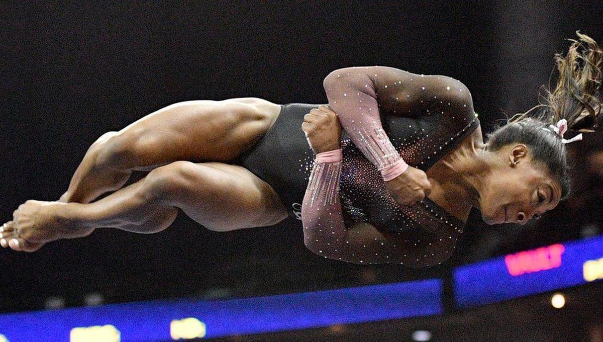 Simone Biles posiblemente es la mejor en la historia de la gimnasia. (Foto: Reuters)