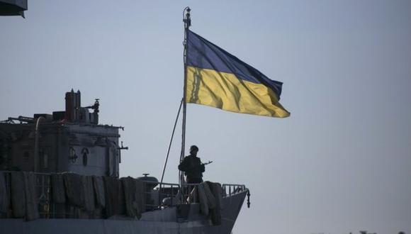 La Armada de Ucrania acusa a Rusia de embestir y dañar uno de sus remolcadores.