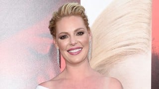 Katherine Heigl y los discos de titanio que ahora tiene en el cuello tras cirugía