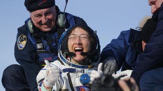 Quién es Christina Koch, la astronauta que estuvo más tiempo en el espacio durante una sola misión 