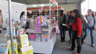 Feria del Libro de Arequipa se inauguró hoy en una nueva sede