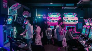 El auge y caída del Arcade: ¿Qué pasó con los famosos salones con máquinas de videojuegos?