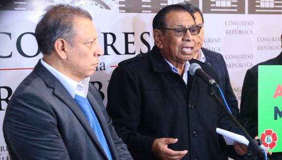 Arana y Apaza también enfatizaron que el Diario Oficial El Peruano no ha publicado la resolución del nombramiento del nuevo magistrado. (Foto: Congreso)