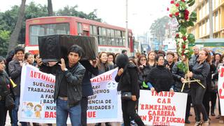 Trabajadores de Inabif protestaron para exigir mayor presupuesto