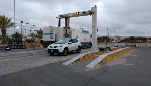 Ambos manifestaron que pretendían llegar con el cargamento hasta la provincia de Mendoza, en Argentina, donde, según refieren, iban a visitar a unos amigos (Foto: Aduanas Chile)