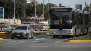 Descontrol en la vía del Metropolitano: más de 800 choferes multados en 3 meses por invadirla