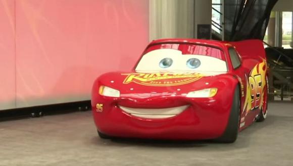 "Cars 3": ¡Rayo McQueen a tamaño real en el Salón de Detroit!