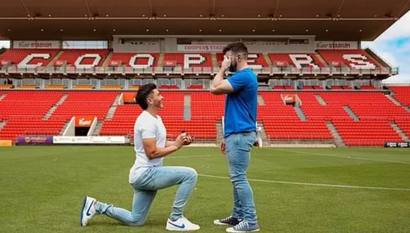 Josh Cavallo: la especial propuesta de matrimonio del primer futbolista abiertamente gay
