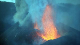 Volcán de La Palma: ordenan nuevas evacuaciones ante el avance de la lava | FOTOS