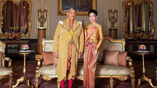 Rey de Tailandia libera a concubina real que encarceló tras acusarla de “desobediente” y la incorpora a su harén