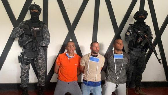 Tres "terroristas" fueron detenidos este domingo en un operativo policial por una frustrada "invasión" marítima al norte de Venezuela, informaron las autoridades venezolanas.