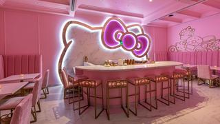 Los ambientes del nuevo Hello Kitty Grand Café de Estados Unidos te encantarán