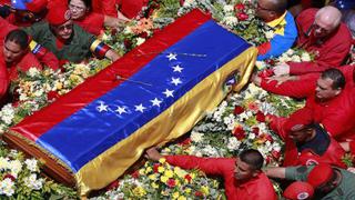 ¿Cuerpo de Hugo Chávez descansará junto al del libertador Simón Bolívar?
