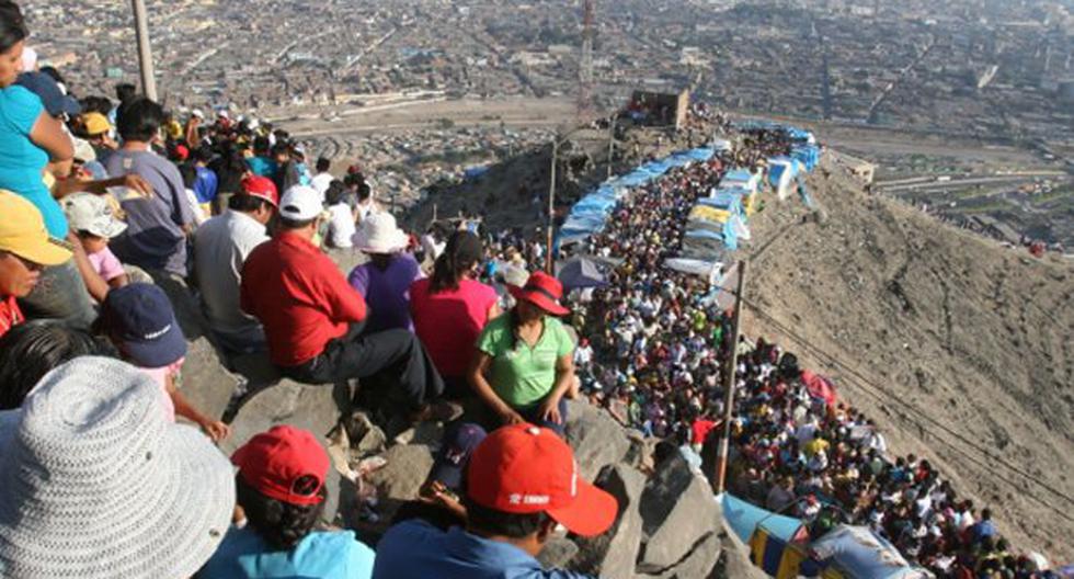 Desde la cumbre del cerro San Cristóbal, ubicado a 400 metros sobre el nivel del mar, se puede observar a los 10 millones de habitantes de Lima y Callao. (Foto: Andina)
