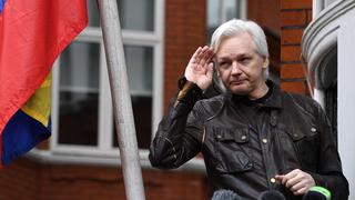 WikiLeaks afirma que Julian Assange está siendo espiado al estiloTruman Show