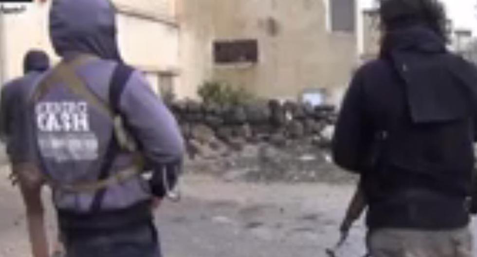 Se desconoce si el rebelde sobrevivió al ataque en Siria. (Foto: YouTube)