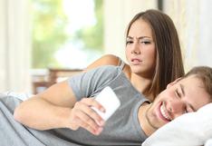 5 trucos para saber si tu pareja es infiel sin revisarle su celular